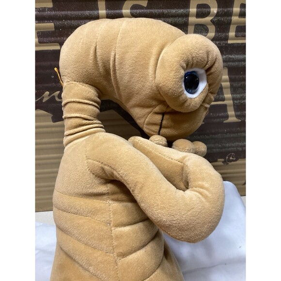 E.T. Extra Terrestrial Plush Stuffy Toy Collectible 14" Posable Universal Studio - Picture 5 of 13